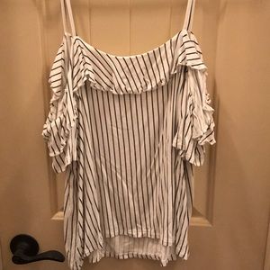 American Eagle XL off the shoulder ruffle tank